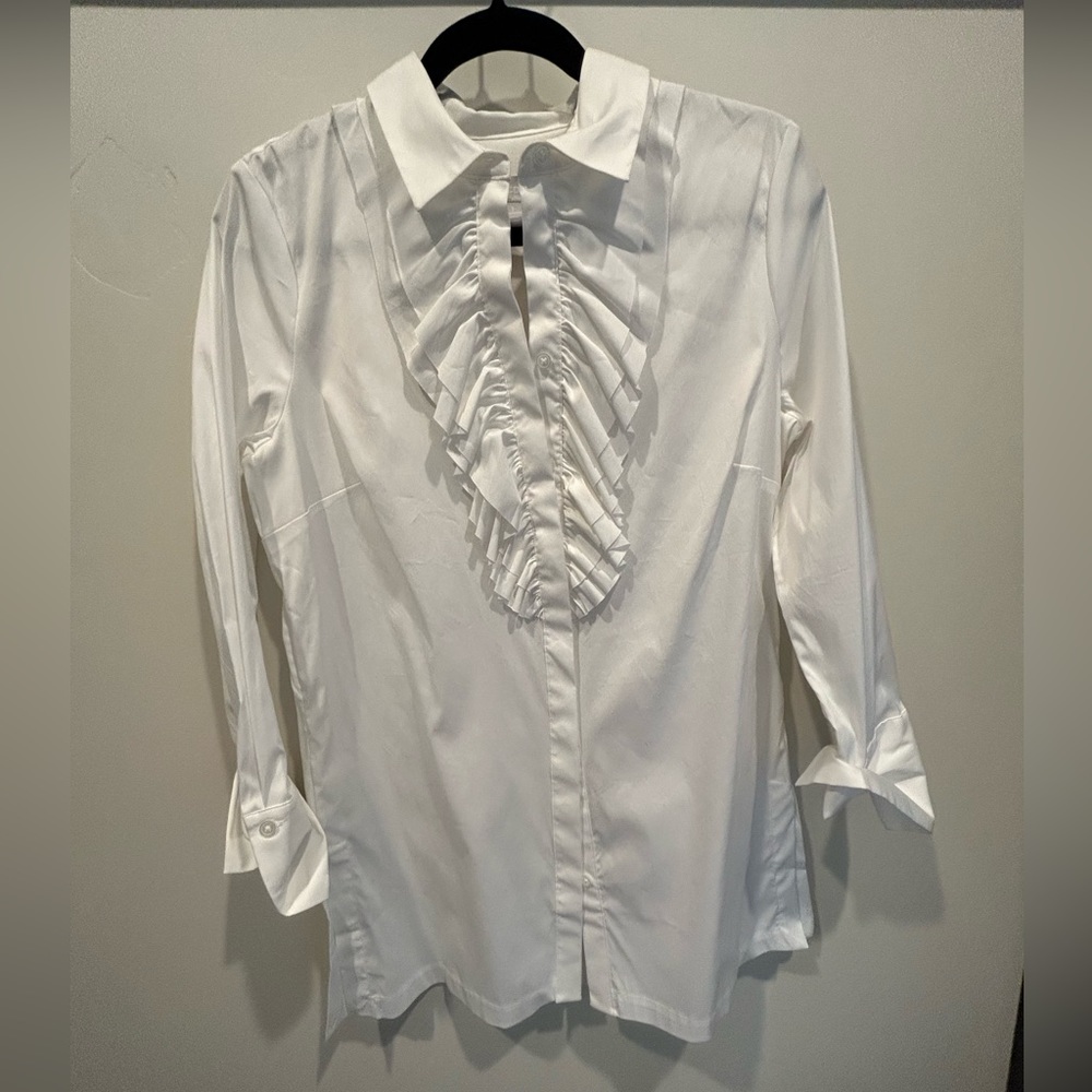 Chico’s Size 1 Ruffled white button down